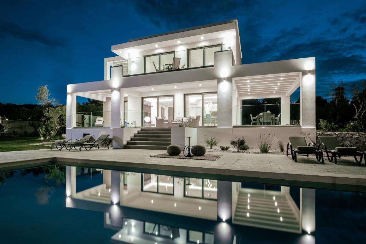 Valentino Luxury Villa Plános 外观 照片